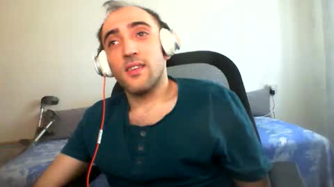 Snapshot of bentish chatting on October 28, 2025, 8:51 am bentish online show from October 28, 2025, 8:51 am