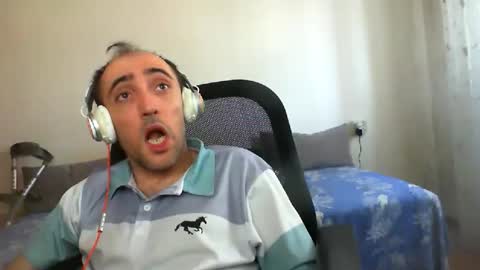 Snapshot of bentish chatting on November 3, 2025, 9:10 am bentish online show from November 3, 2025, 9:10 am