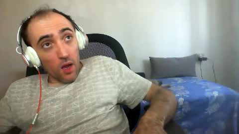 Snapshot of bentish chatting on November 10, 2025, 8:02 am bentish online show from November 10, 2025, 8:02 am