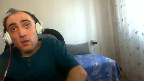 Snapshot of bentish chatting on November 17, 2025, 8:09 am bentish online show from November 17, 2025, 8:09 am