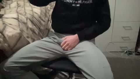 Snapshot of benwardle123 chatting on November 2, 2025, 7:38 pm READ MY BIO ---  --- READ MY BIO online show from November 2, 2025, 7:38 pm