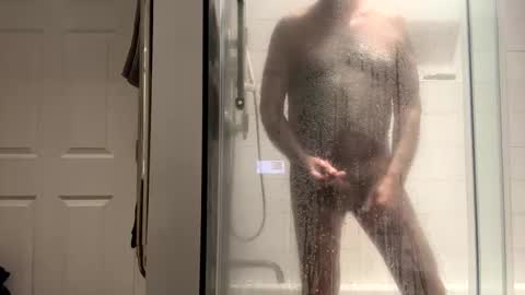 Snapshot of benz10001 chatting on January 20, 2025, 4:32 am benz10001 online show from January 20, 2025, 4:32 am