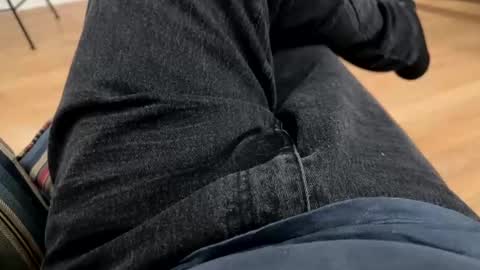 Snapshot of benz10001 chatting on February 16, 2025, 11:16 pm benz10001 online show from February 16, 2025, 11:16 pm