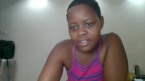 Snapshot of berbie_eva chatting on December 15, 2025, 11:36 am Berbie eva online show from December 15, 2025, 11:36 am