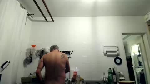 Snapshot of berg_boy chatting on November 10, 2025, 5:17 am Martin online show from November 10, 2025, 5:17 am