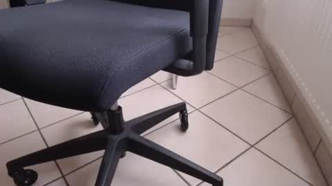 eagle1976 online show from October 15, 2025, 7:30 am