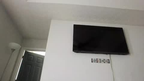 Snapshot of bertdollaz757 chatting on November 10, 2025, 1:54 pm ToxicPipe757 online show from November 10, 2025, 1:54 pm