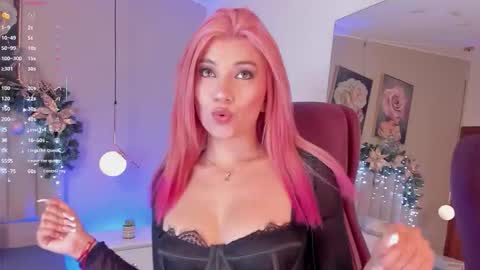 Snapshot of bestfamily chatting on November 26, 2025, 2:45 am Marilee online show from November 26, 2025, 2:45 am