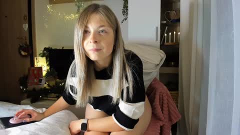 Vicky   online show from January 2, 2025, 6:45 pm