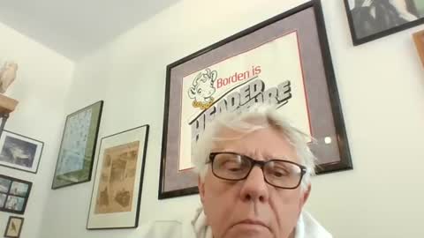 Snapshot of bestshot1951 chatting on January 7, 2025, 4:16 pm bestshot1951 online show from January 7, 2025, 4:16 pm