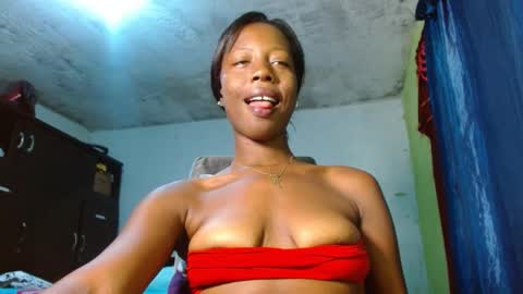 Snapshot of bethanywilsom chatting on January 15, 2025, 2:24 pm Bethany Wilson online show from January 15, 2025, 2:24 pm