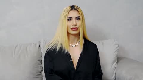 bethierusse online show from January 19, 2025, 9:55 pm