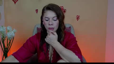 Snapshot of betsy_anub chatting on November 9, 2025, 7:45 pm LINDA online show from November 9, 2025, 7:45 pm