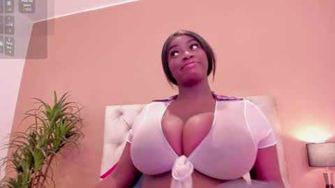 Snapshot of betsybennet chatting on October 6, 2025, 1:08 pm BETSY online show from October 6, 2025, 1:08 pm