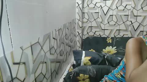 betty1105 online show from February 25, 2025, 12:58 am