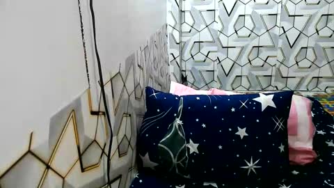 betty1105 online show from November 5, 2025, 10:26 am