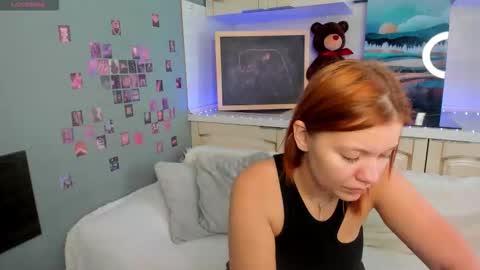 Snapshot of betty_baker1 chatting on September 27, 2025, 9:25 am Betty online show from September 27, 2025, 9:25 am