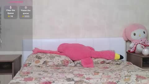 Snapshot of betty_blame chatting on October 17, 2025, 8:50 am Betty and Oscar online show from October 17, 2025, 8:50 am