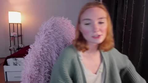 Snapshot of betty_witchy chatting on October 9, 2025, 1:36 am Dory make me happier online show from October 9, 2025, 1:36 am