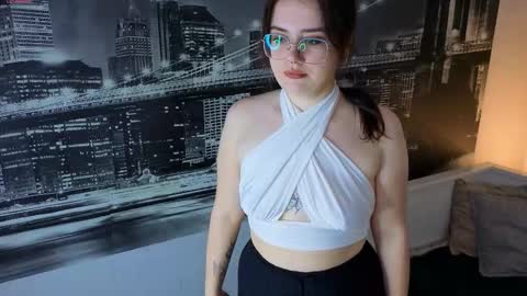 Snapshot of bettywatkins chatting on December 13, 2025, 11:10 pm bettywatkins online show from December 13, 2025, 11:10 pm