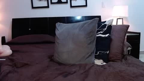 Catalina online show from January 14, 2025, 12:54 am