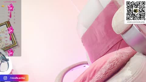Snapshot of beuty_goddes777 chatting on January 10, 2025, 5:58 am Nicolle Aviles online show from January 10, 2025, 5:58 am