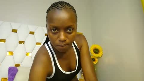 Snapshot of beverlyne5 chatting on February 16, 2025, 11:05 pm beverly online show from February 16, 2025, 11:05 pm