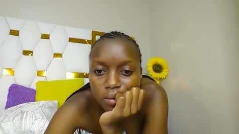 Snapshot of beverlyne5 chatting on February 18, 2025, 12:04 am beverly online show from February 18, 2025, 12:04 am