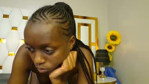 Snapshot of beverlyne5 chatting on February 18, 2025, 11:52 pm beverly online show from February 18, 2025, 11:52 pm