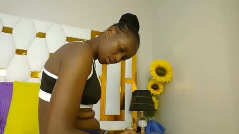 Snapshot of beverlyne5 chatting on February 23, 2025, 4:13 pm beverly online show from February 23, 2025, 4:13 pm