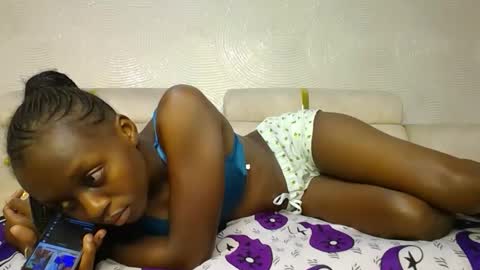 Snapshot of beverlyne5 chatting on March 1, 2025, 11:37 pm beverly online show from March 1, 2025, 11:37 pm