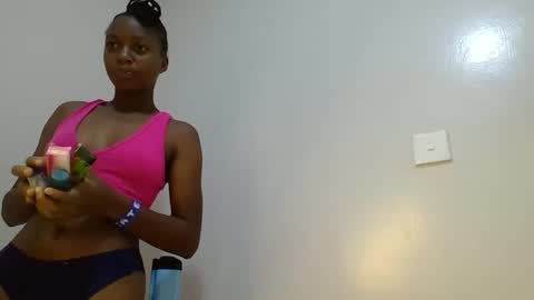 Snapshot of beverlyne5 chatting on March 2, 2025, 4:53 pm beverly online show from March 2, 2025, 4:53 pm