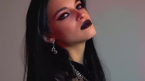 Beverly online show from November 11, 2025, 6:19 pm