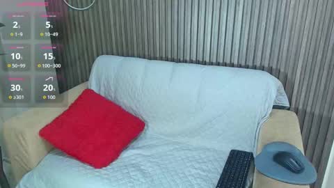 biancaa__18 online show from September 16, 2025, 12:17 pm