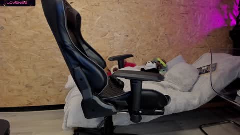 Snapshot of biancastrongg chatting on February 4, 2025, 8:13 am Biancastrong.. IGThebiancastrong online show from February 4, 2025, 8:13 am