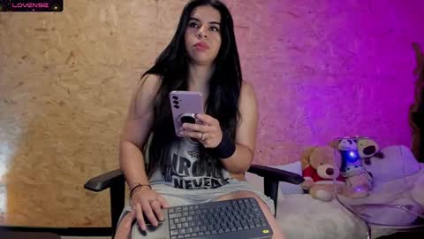 Snapshot of biancastrongg chatting on March 4, 2025, 2:27 am Biancastrong.. IGThebiancastrong online show from March 4, 2025, 2:27 am