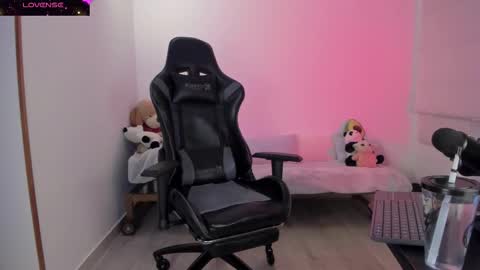 Snapshot of biancastrongg chatting on October 14, 2025, 2:12 am Biancastrong.. IGThebiancastrong online show from October 14, 2025, 2:12 am