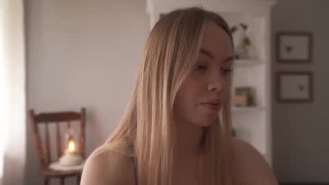 Snapshot of bibi_it_is chatting on February 27, 2025, 2:21 am Bibi online show from February 27, 2025, 2:21 am