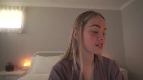 Snapshot of bibi_it_is chatting on September 27, 2025, 1:43 am Bibi online show from September 27, 2025, 1:43 am