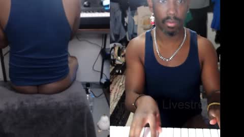 BicepsandFrot online show from September 21, 2025, 1:18 am