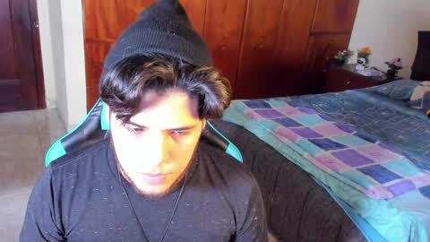 Logan Sprouse online show from November 26, 2025, 10:11 pm