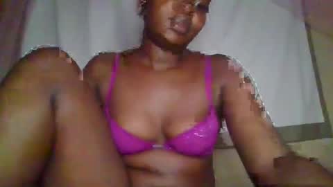 Snapshot of big_diva chatting on March 12, 2025, 5:38 pm big_diva online show from March 12, 2025, 5:38 pm