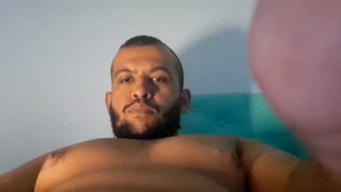 Snapshot of bigassboyfr chatting on October 21, 2025, 6:14 am bigassboyfr online show from October 21, 2025, 6:14 am