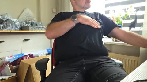 bigbibear88 online show from November 13, 2025, 10:36 am