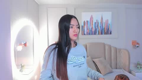 Snapshot of bigboobsnaughty1 chatting on February 1, 2025, 10:05 am online show from February 1, 2025, 10:05 am