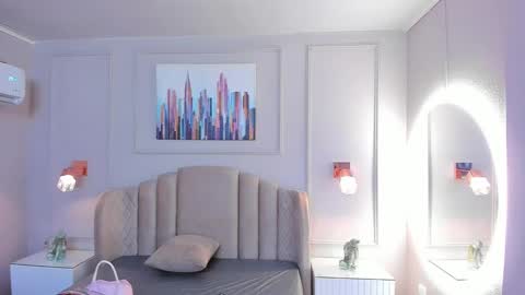 Snapshot of bigboobsnaughty1 chatting on February 7, 2025, 10:29 am online show from February 7, 2025, 10:29 am