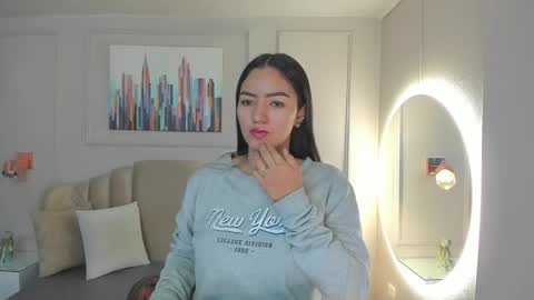 Snapshot of bigboobsnaughty1 chatting on February 12, 2025, 10:03 am online show from February 12, 2025, 10:03 am