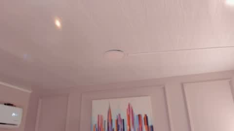 Snapshot of bigboobsnaughty1 chatting on October 23, 2025, 10:14 am online show from October 23, 2025, 10:14 am