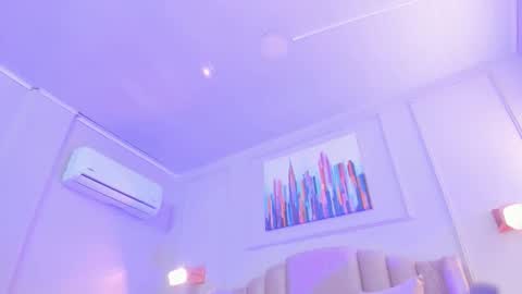 Snapshot of bigboobsnaughty1 chatting on November 14, 2025, 10:14 am online show from November 14, 2025, 10:14 am