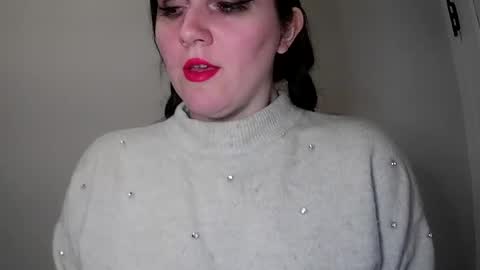 Isabella online show from February 1, 2025, 3:08 am